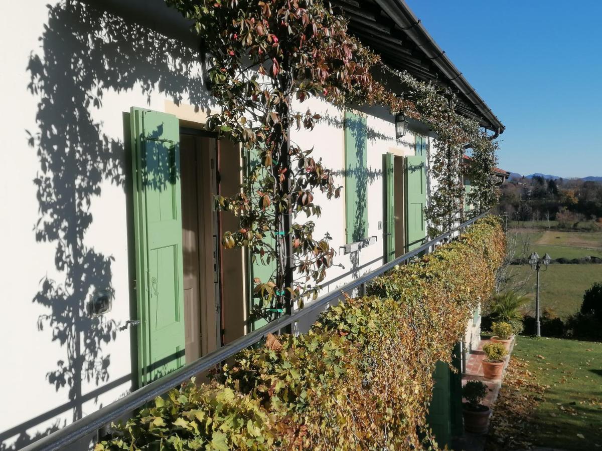 Casale Raffaello B&B Como Albese Con Cassano ภายนอก รูปภาพ