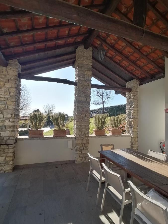 Casale Raffaello B&B Como Albese Con Cassano ภายนอก รูปภาพ
