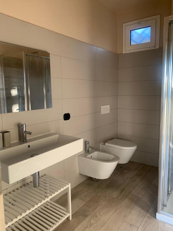 Casale Raffaello B&B Como Albese Con Cassano ภายนอก รูปภาพ